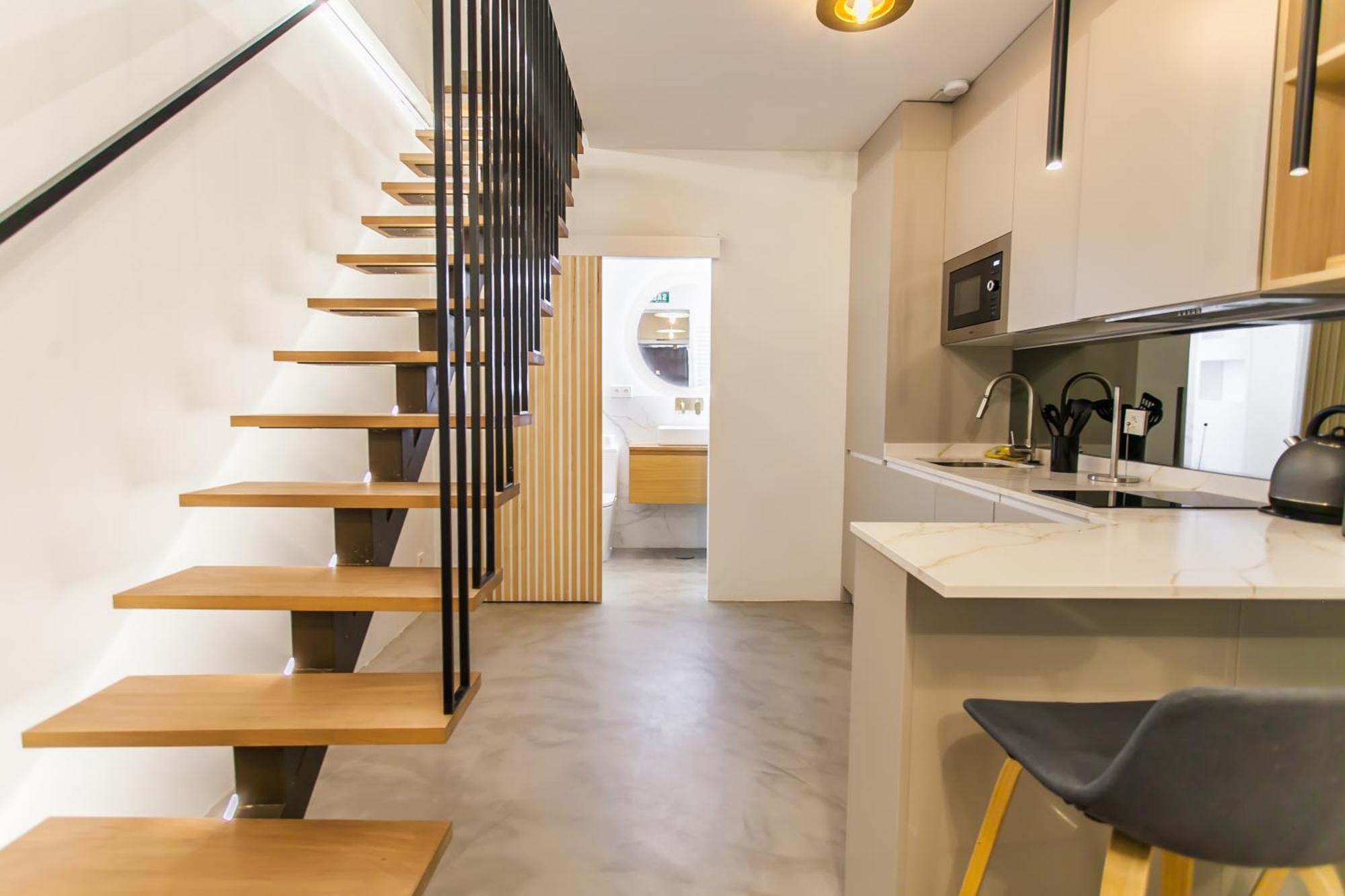 Guernica Luxury Duplex - Location, Light, And Art Apartment มาดริด ภายนอก รูปภาพ