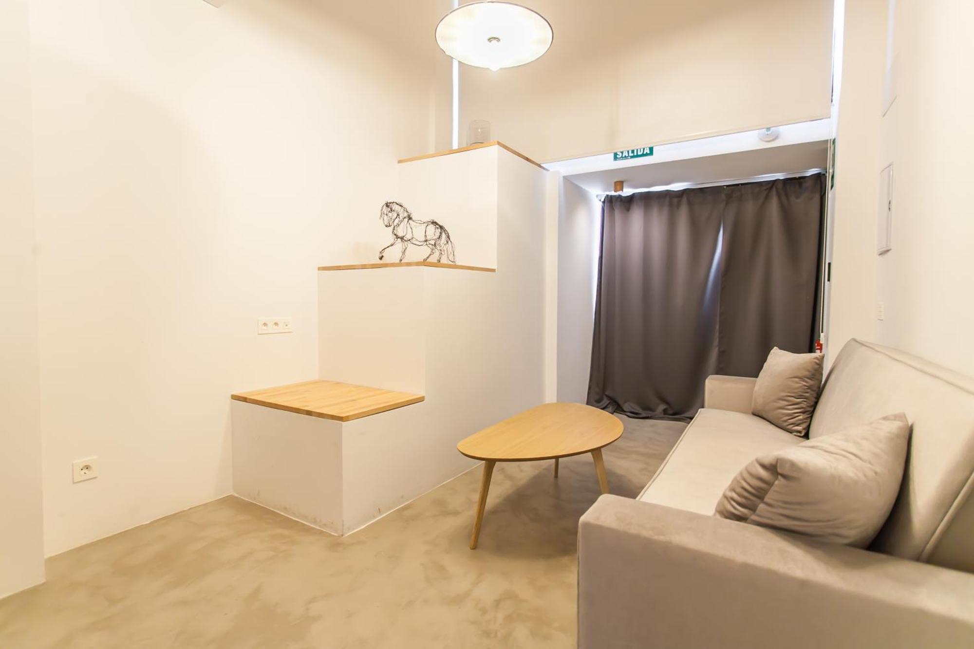 Guernica Luxury Duplex - Location, Light, And Art Apartment มาดริด ภายนอก รูปภาพ